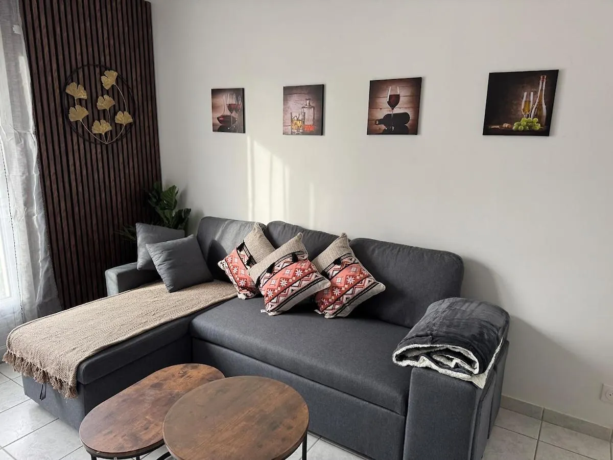 Appartement Moderne Cosy Recent Marly-la-Ville France